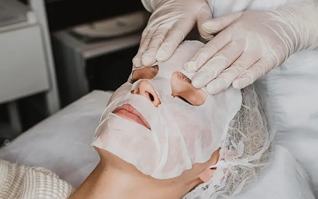 Comparing Hydrafacial and Chemical Peel