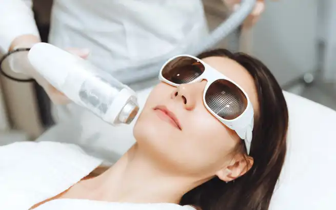 Experience Smooth Skin With the Laser Method at Reviva